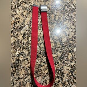 Nike belt red 40”